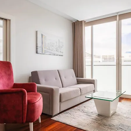 Seaside Serenity Apartment