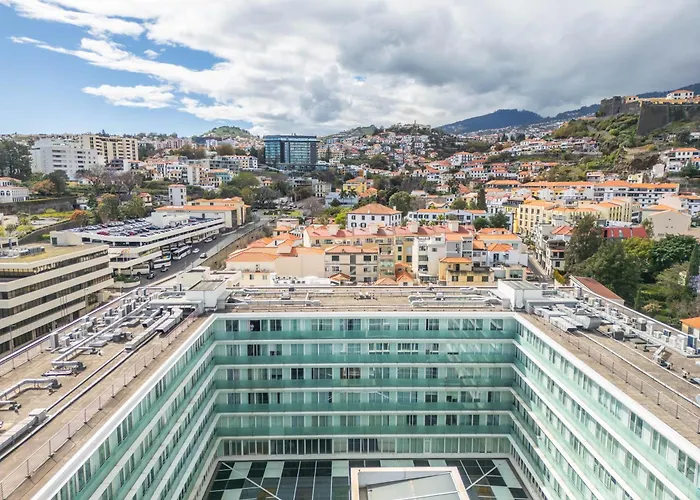 Seaside Serenity Funchal (Madeira)